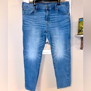 American Eagle Lt Wash Whisking & Fade AirFlex+ Skinny Jeans 40 X 30